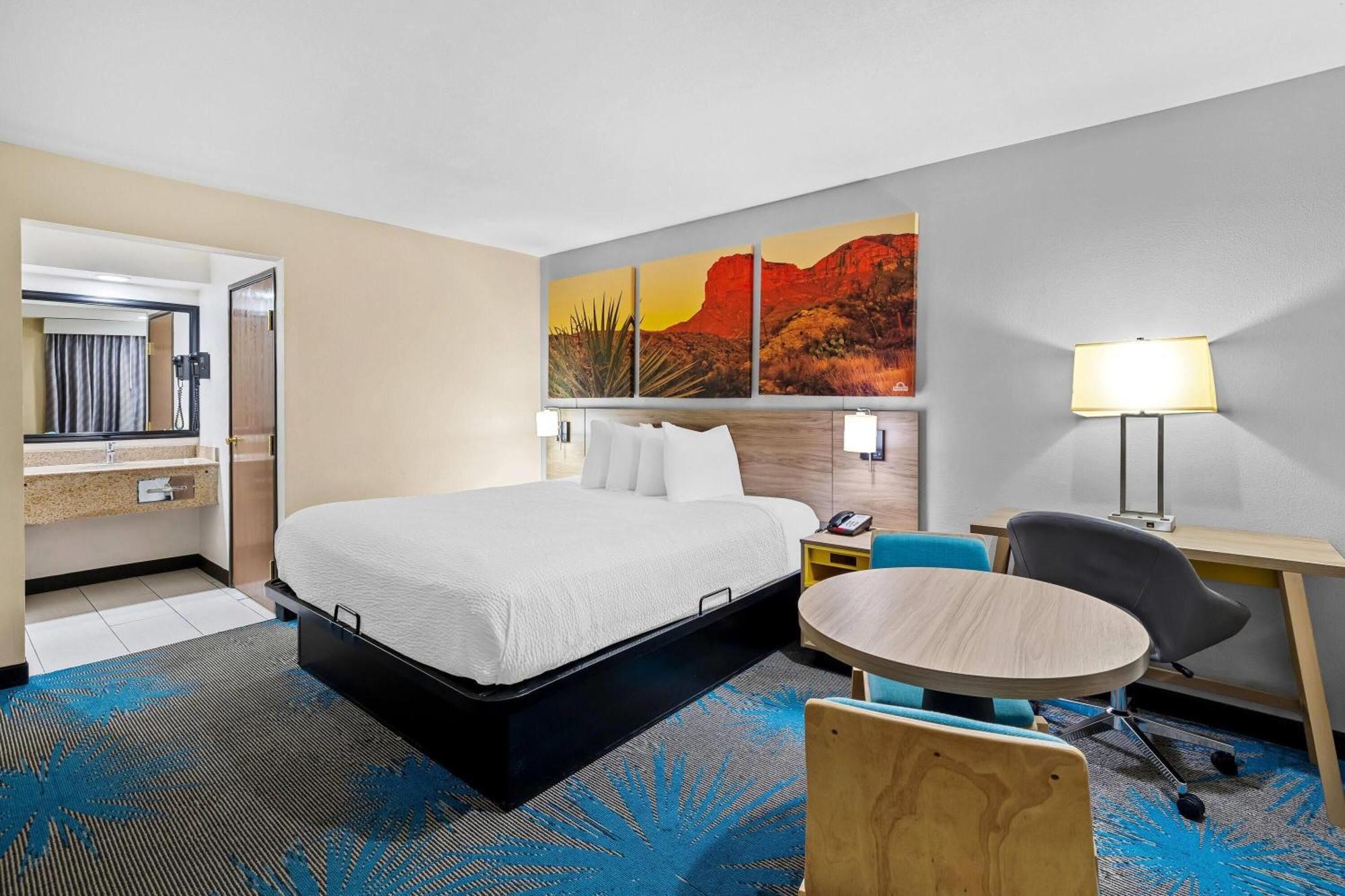 Days Inn By Wyndham Tucson Airport Drexel Heights Buitenkant foto