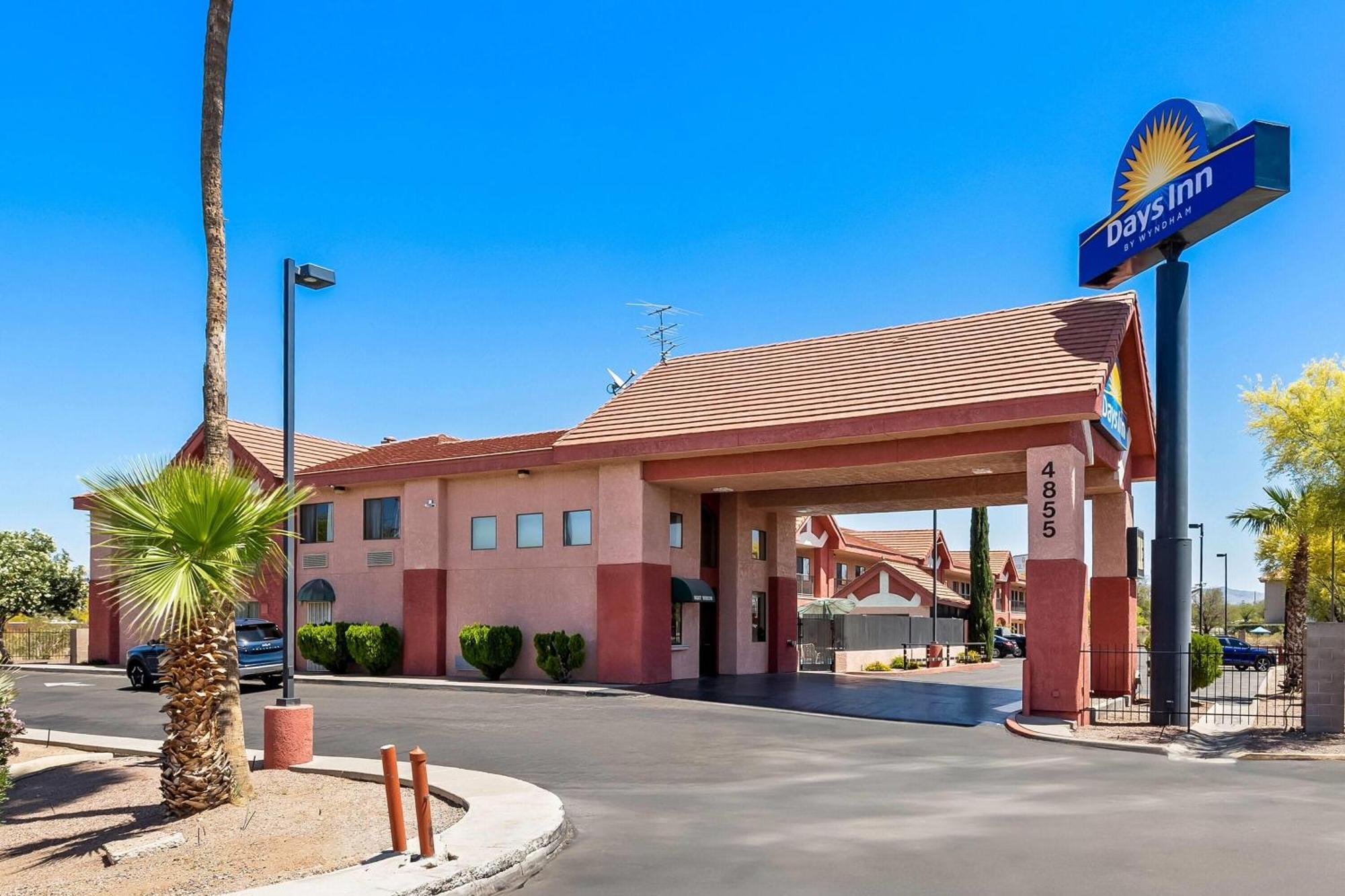 Days Inn By Wyndham Tucson Airport Drexel Heights Buitenkant foto