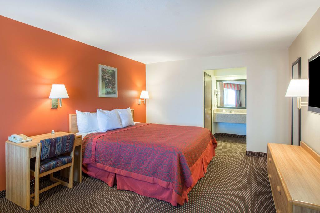 Days Inn By Wyndham Tucson Airport Drexel Heights Buitenkant foto