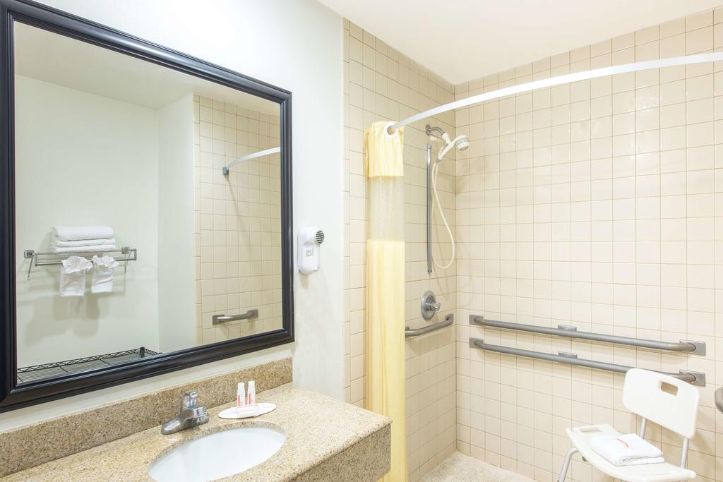 Days Inn By Wyndham Tucson Airport Drexel Heights Buitenkant foto